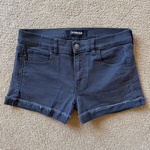 Express Women's Shortie Mid Rise Shorts in Charcoal